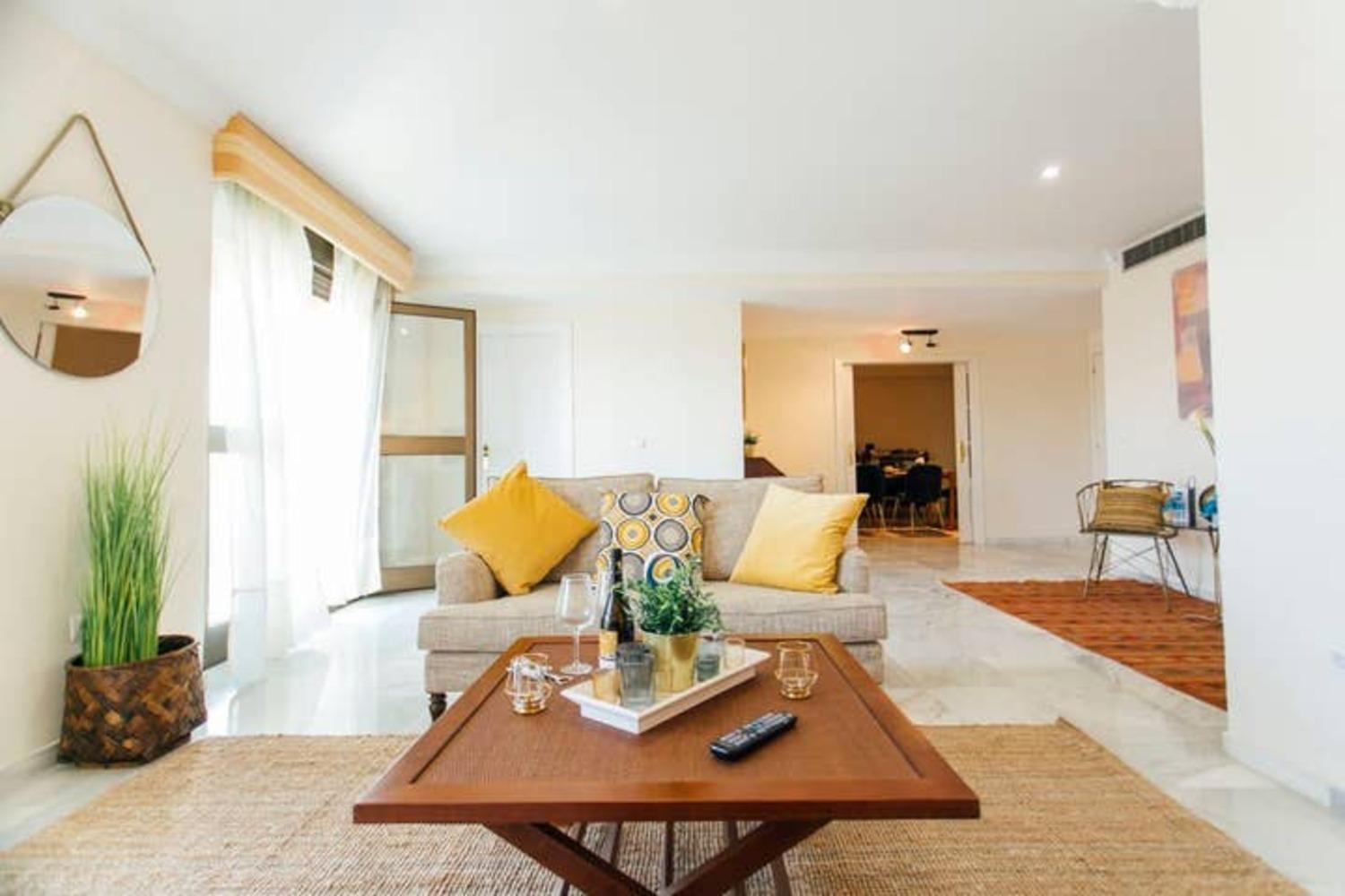 세비야 Wide And Bright- 3Bd 2Bth- Arenal 아파트 외부 사진