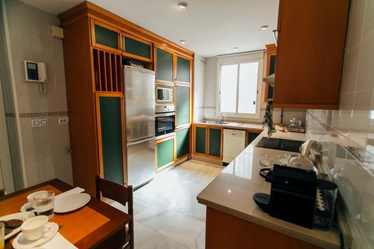 세비야 Wide And Bright- 3Bd 2Bth- Arenal 아파트 외부 사진